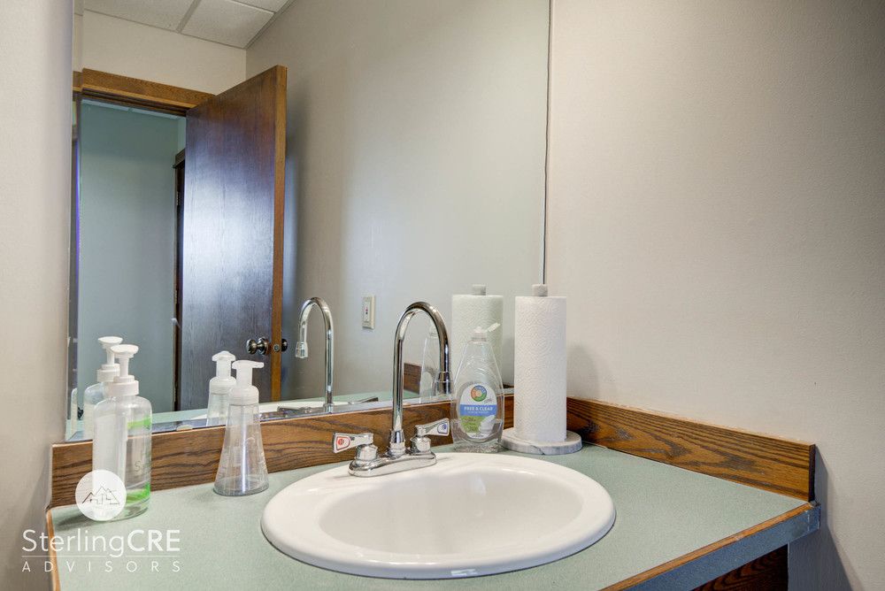 Belgrade Office | 667 Glider Lane: 667 Glider Ln, Belgrade, MT 59714